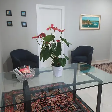 Prie De Mae Guest house *